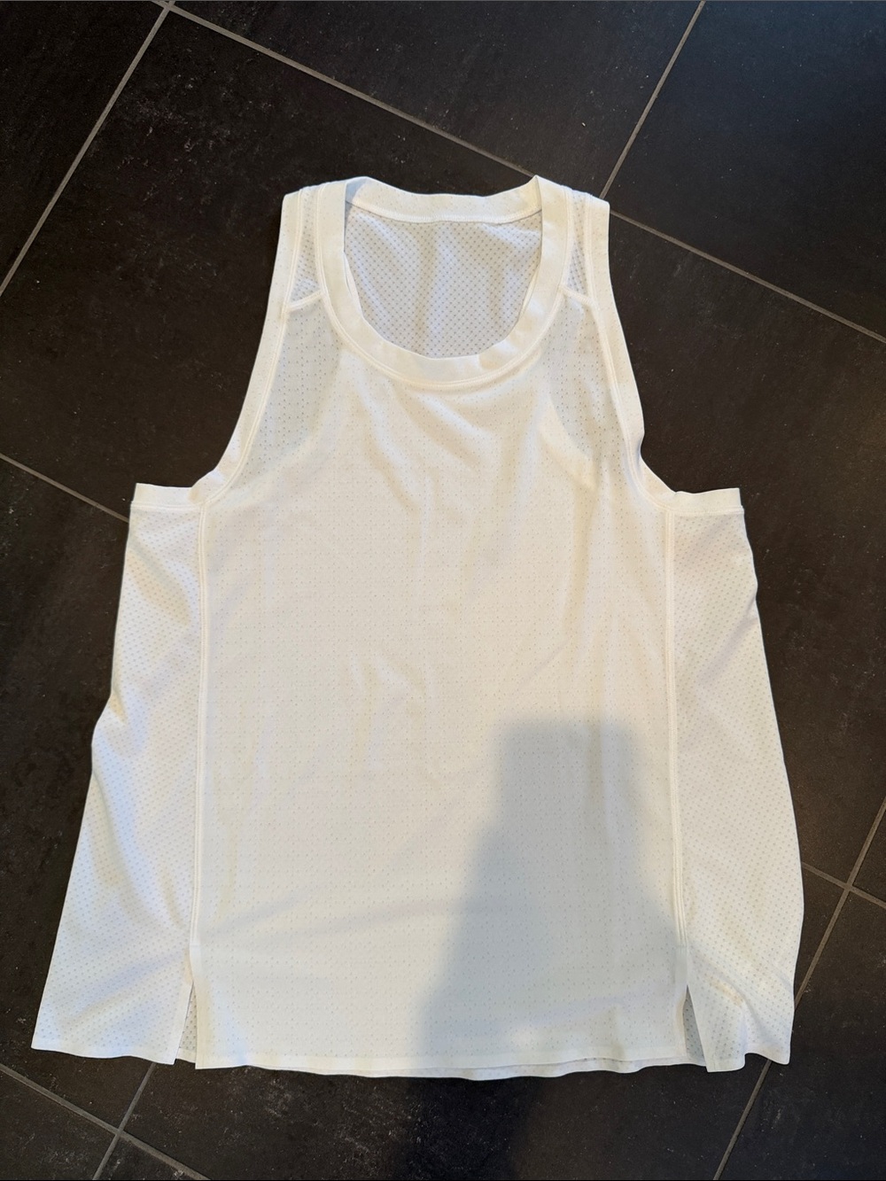 Lululemon Fast and Free Singlet in white size S